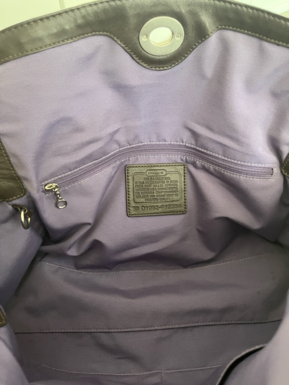Coach Chelsea Satchel in pebbled leather - Picture 6 of 10